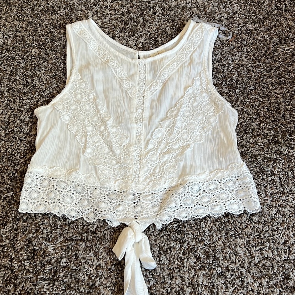 White crop top